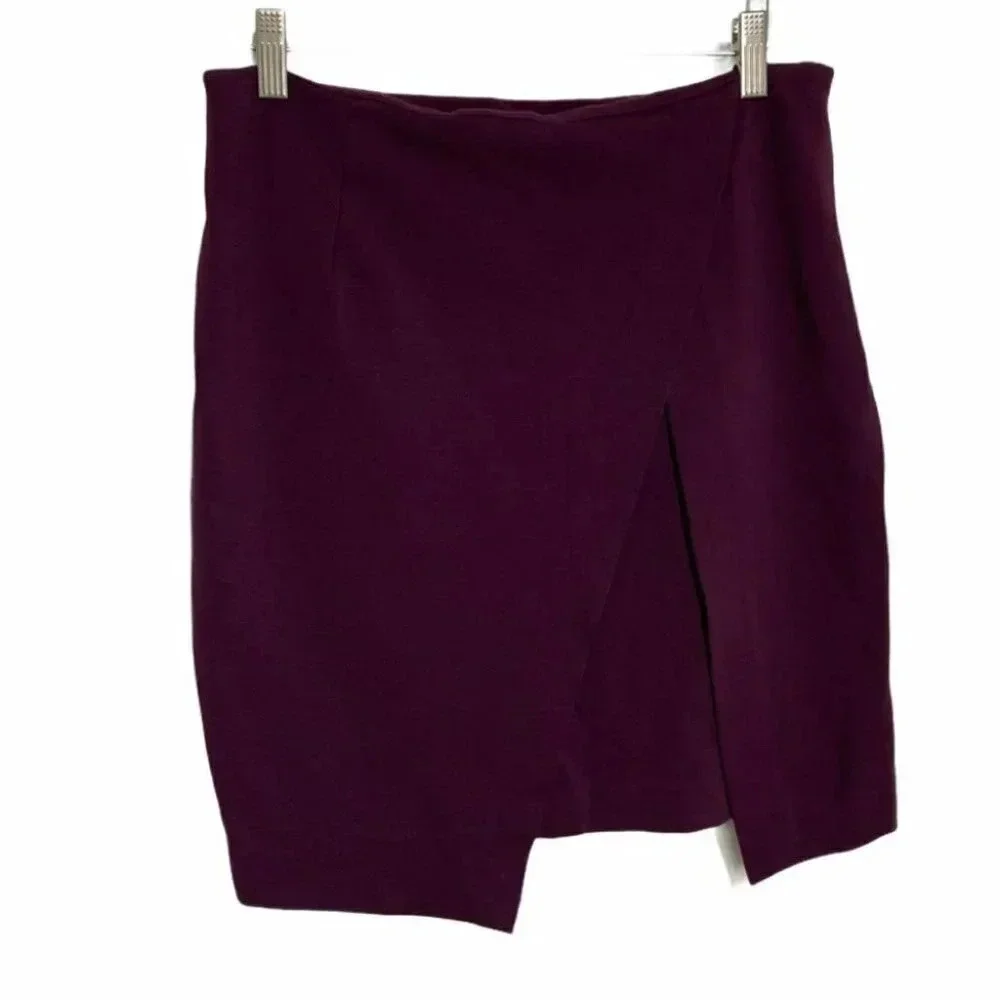 Amanda‎ + Chelsea Tulip Wrap Skirt 4 Plum Purple Asymmetrical Ponte Mini